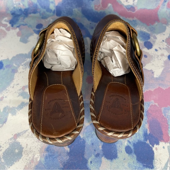 Frye Clogs Womens 6 Brown Leather Charlotte Ring Mules 70770 - Picture 4 of 7